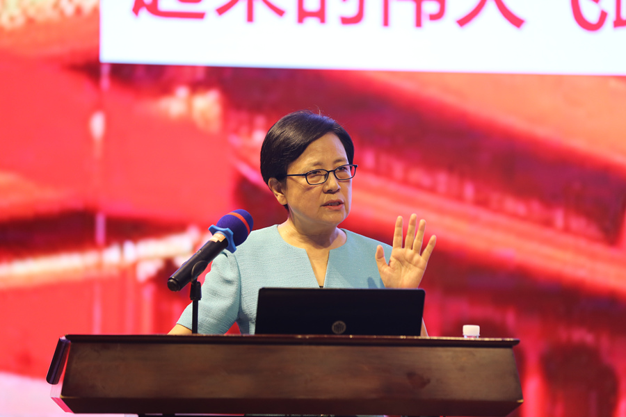 教育部原副部长、中国职业技术教育学会会长鲁昕_副本.jpg